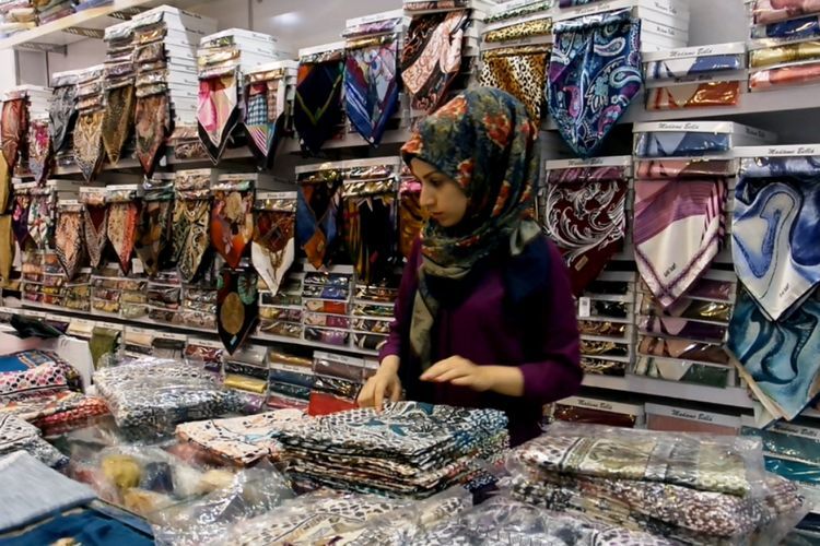 Murah Banget! Harga Hijab Turki di Sini Mulai dari Belasan Ribu, Hijabers Jangan Kalap! 