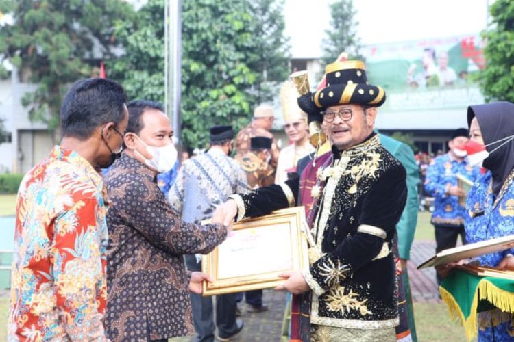 HUT RI ke-77, Mentan SYL Sampaikan Terimakasih ke Petani: Alhamdulillah Kita Swasembada!
