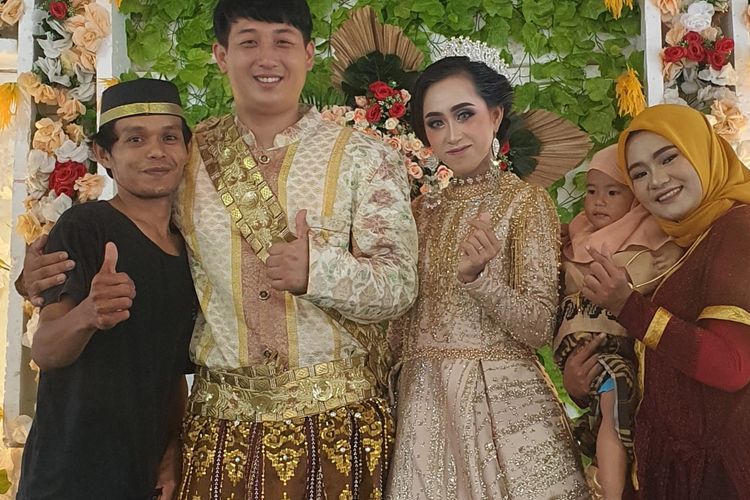 Pria Korea Selatan Nikahi Gadis Enrekang, Awalnya Atheis Kini Rela Jadi Mualaf
