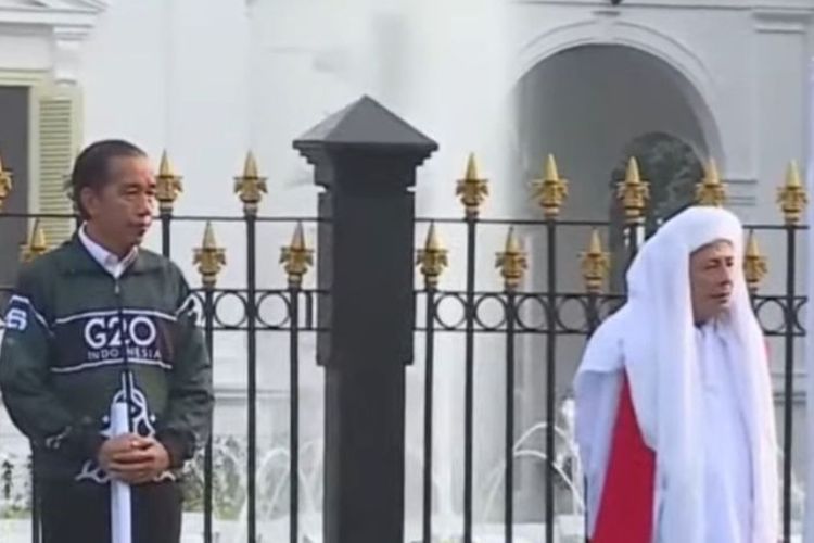 Didampingi Kapolri dan Habib Luthfi, Jokowi Lepas Kirab Merah Putih di Istana Merdeka