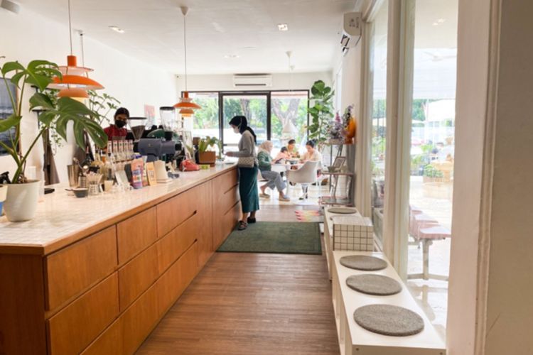 Kaneki Jakarta, Coffeeshop Anak Jakarta yang Punya Spot Foto Ciamik ala 'Cewek Kue'