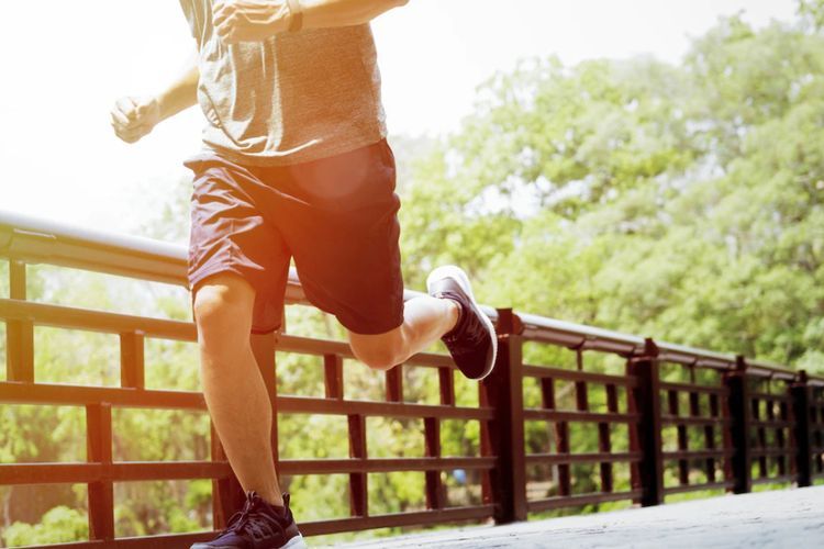 8 Tips Memilih Sepatu Lari yang Tepat dan Nyaman, Ketahui Sebelum Beli!
