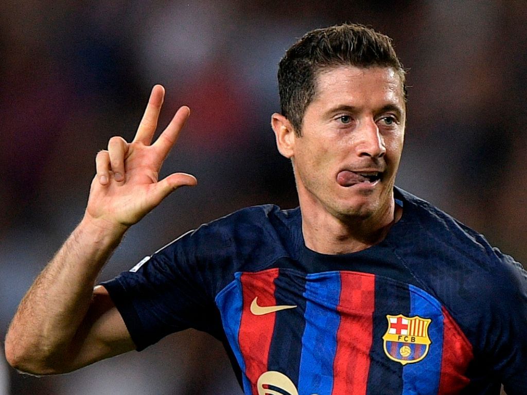 Lewandowski Bantah Rumor Kepindahannya ke Fenerbahce