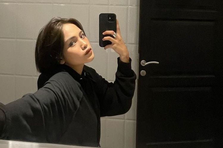 Jeje Slebew Makin Modis, Ngedate Bareng Gebetan ke Mal Gaya Bajunya Begini