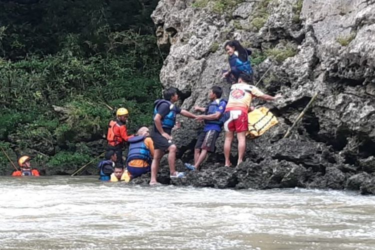 Pemandu Wisata Hilang di Sungai Cijulang, Diduga Tenggelam setelah Terpisah dari Rombongan