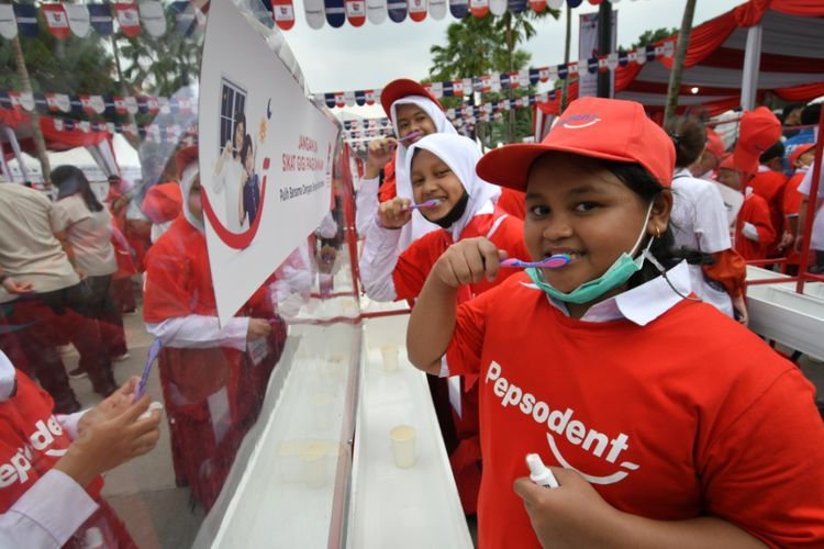 Hari Kesehatan Gigi Nasional: BKGN Ajak Masyarakat Biasakan Sikat Gigi Sebelum Tidur