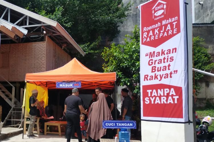Tanpa Syarat, Siapapun Boleh Makan Gratis di Warung Ini, Menunya Bervariasi Setiap Hari