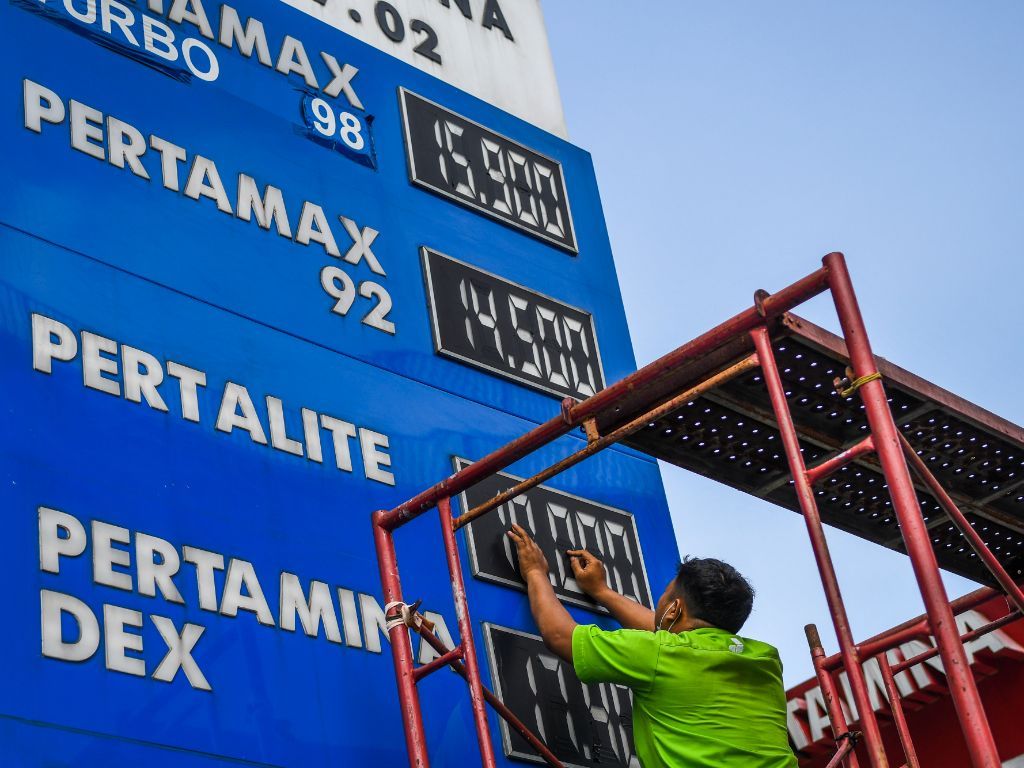 Daftar Harga BBM Terbaru Bulan Februari 2025: Pertamina, Shell, Vivo dan BP Ada Kenaikan!