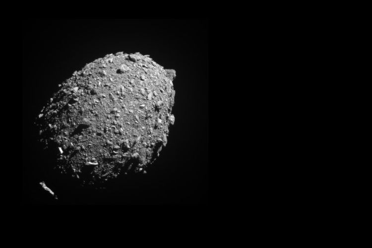 Video Pesawat Luar Angkasa NASA 'Bunuh Diri' Tabrak Asteroid Demi Selamatkan Bumi