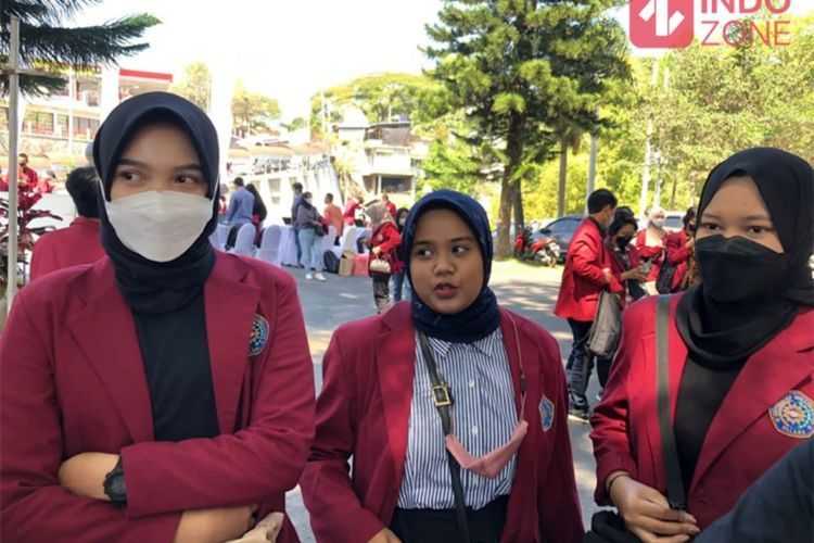 Gak Mau Belajar Mulu, Mahasiswi UMM Ngaku Pengin Joget dan Diskusi di Your Voice Matters