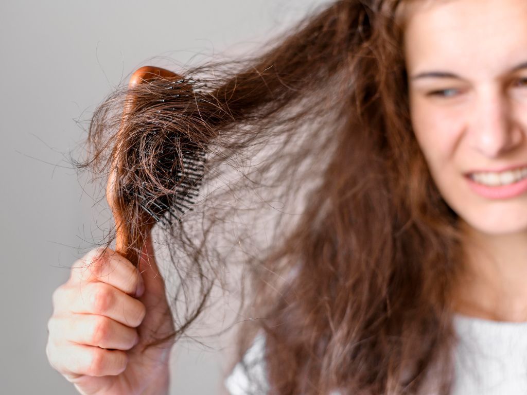 5 Cara Ampuh Merawat Kulit Kepala dan Rambut Agar Tetap Sehat