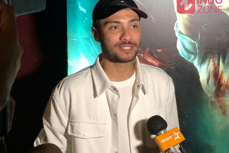 Refal Hady Debut Film Horor di Perempuan Bergaun Merah, Berasa Keluar dari Zona Nyaman