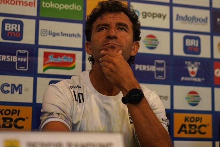 Jelang El Clasico Persib vs Persija, Luis Milla: Tolong Rispek pada Tim Lawan, Bobotoh!