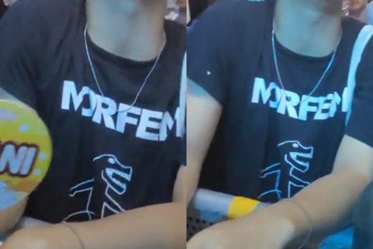 Meski Pakai Kaos Band Rock 'Morfem', Pria ini Tetap Asyik Sing Along Lagu JKT48