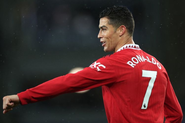 Ronaldo Pamer Rekor 700 Gol di Medsos, Mantan Nimbrung Komen: Made In Sporting