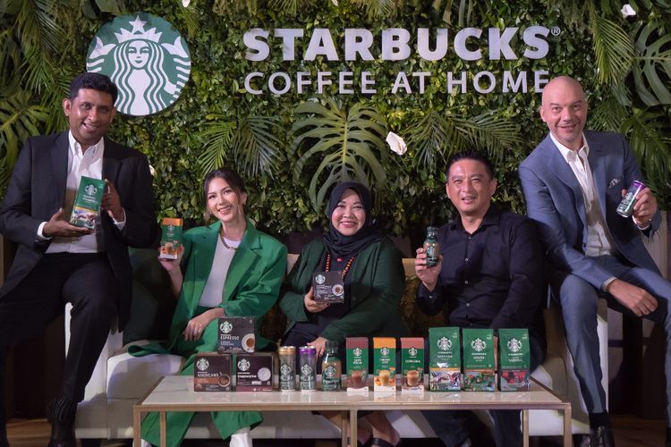 Ngopi Sat Set Anti Ribet, Starbucks Luncurkan Starbucks Coffee at Home dan Ready-To-Drink
