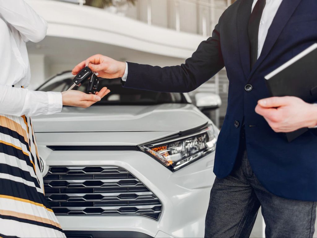 Mau Beli Mobil Bekas untuk Mudik? Ini 5 Hal yang Harus Kamu Perhatikan dengan Teliti!