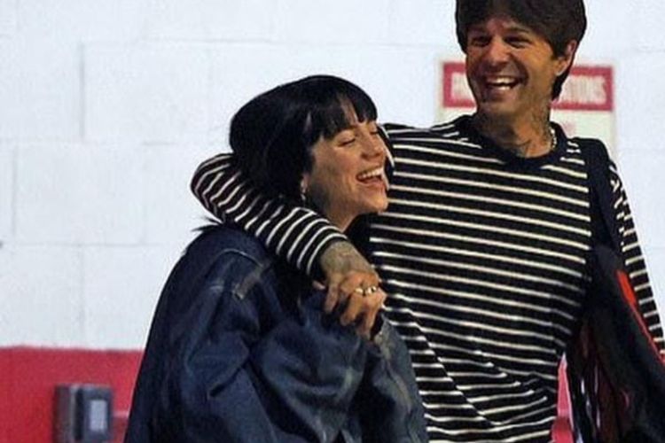 Resmi Pacaran, Begini Potret Billie Eilish dan Jesse Rutherford: Masi Anget-angetnya