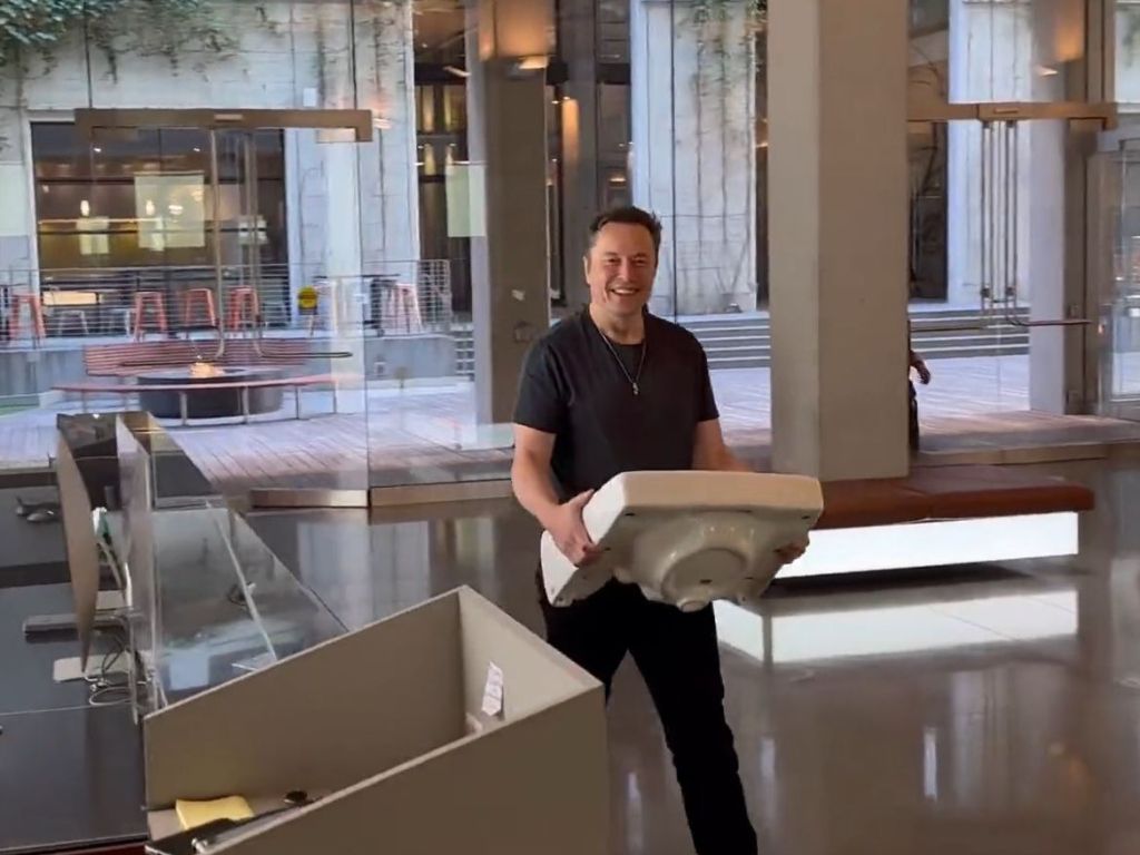 Elon Musk Jualan Paket Internet di Indonesia Apakah Lebih Murah Dari Provider Lokal?