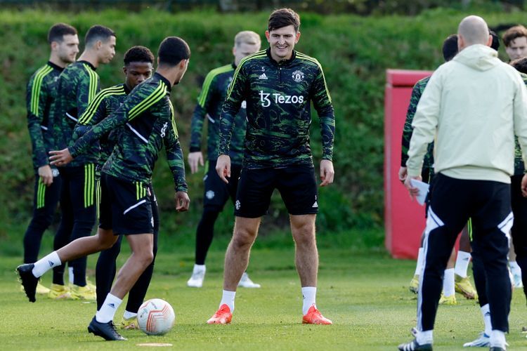 Ten Hag Dukung Maguire Comeback Gantikan Varane, MU Terancam Makin Bapuk?