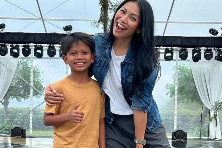 Farel Prayoga Tuai Pujian Pasca Duet Bareng Anggun C Sasmi, Kemampuannya Diakui Jempol!