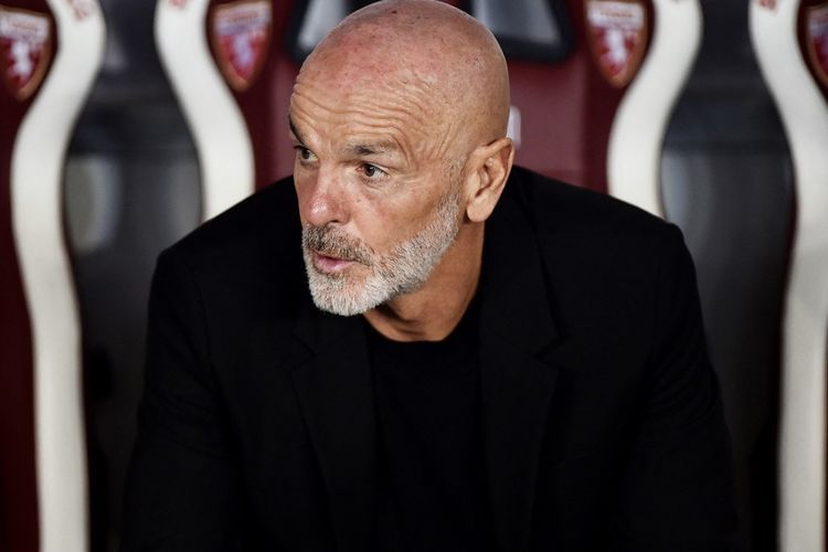 Baru Kalah, Stefano Pioli Tak Mau AC Milan Terjebak dalam Lubang Nestapa