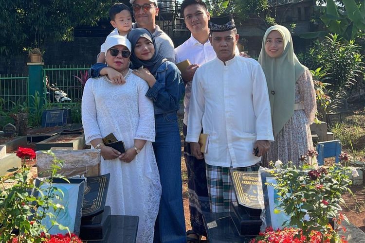 Fuji Nyesek Gak Bisa Rayakan Ultah Bareng Vanessa-Bibi, Murung Bawa Gala Sky ke Makam