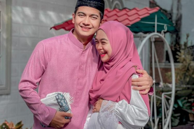 Ria Ricis Support Teuku Ryan Tempuh S2: Kalau Pusing Kuliah Aku Pillow Talk sama Belanja