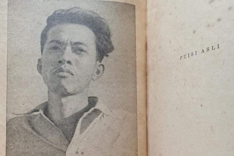 10 Kumpulan Contoh Puisi Chairil Anwar yang Paling Terkenal