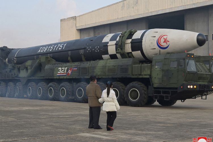Dahsyat! Korea Utara Uji Coba Rudal Monster Hwasong-17, Bisa Sampai Amerika Serikat