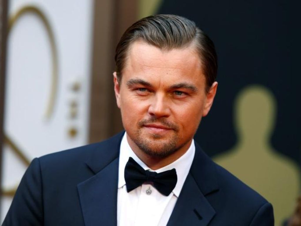 Penulis 'Dark Night' Ungkap Warner Bros Ingin Leonardo DiCaprio Jadi Musuh Batman, Namun Ditolak