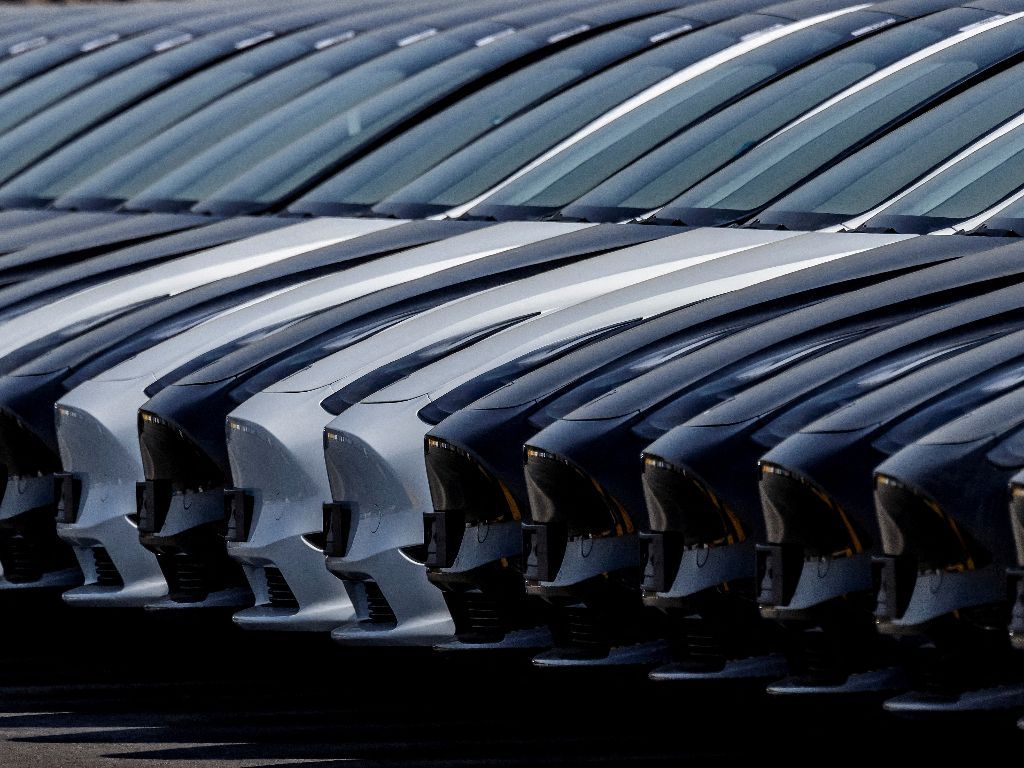 Tesla Recall 1,6 Juta Unit Mobil Listrik di China