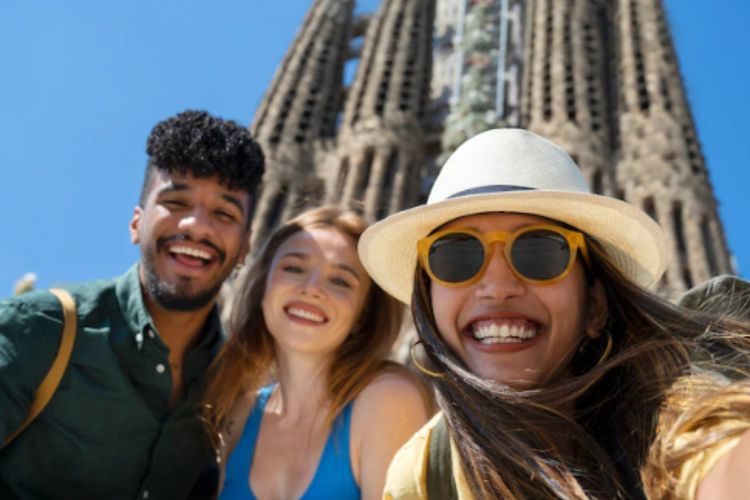 Pindah ke Luar Negeri? Ini 6 Negara Paling Worth It Buat Ditinggali