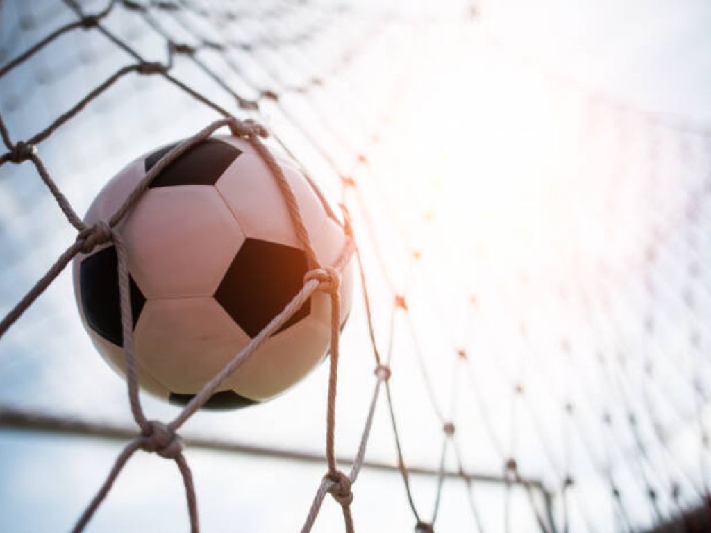 Mengenal Peran Roaming Playmaker Dalam Taktik Sepak Bola