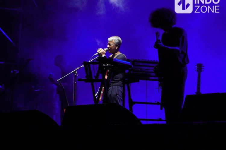 Makna dan Lirik Lagu 'Desember' dari Efek Rumah Kaca yang Punya Banyak Pesan Moral