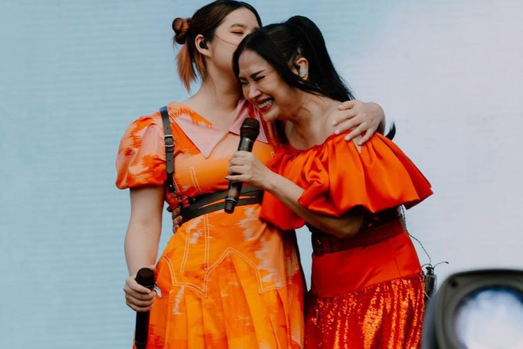 Stephanie Poetri Duet Bareng Titi DJ, Ditanya Nyanyiin Lagu Tentang Apa: 'BuapakMu!'