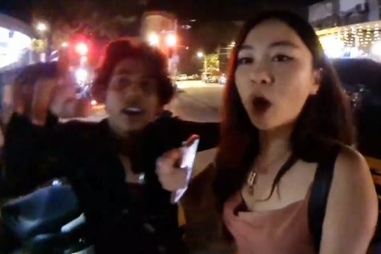Lagi Live Streaming di India, YouTuber Mhyochi Dapat Perlakuan 'Kurang Ajar' dari Stranger