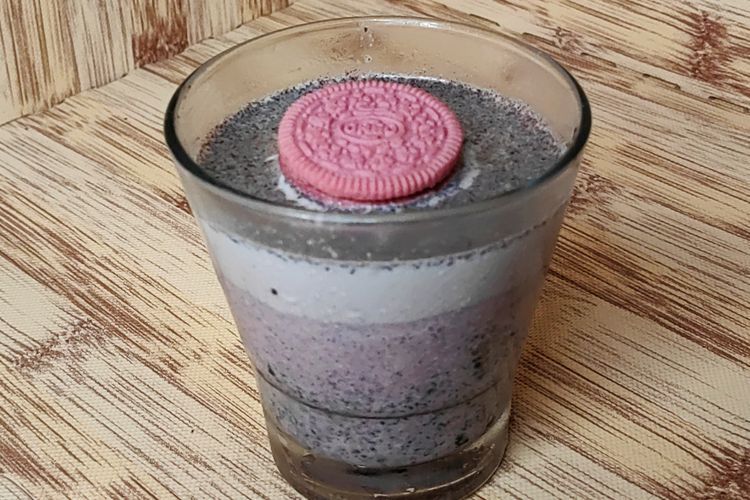 Cara Membuat Milkshake Oreo Blackpink Cuma Pakai 3 Bahan, Anti Gagal! 