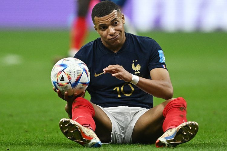 Update Top Skor Piala Dunia 2022: Beda Tipis, Messi dan Giroud Buntuti Mbappe