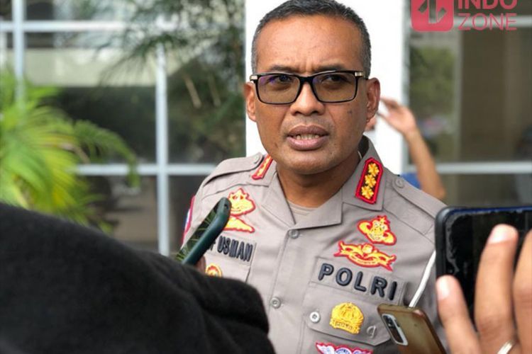 Polda Metro Sebut Pengguna Pelat RF Sering Gunakan Bahu Jalan, Jangan Ditiru Ya!