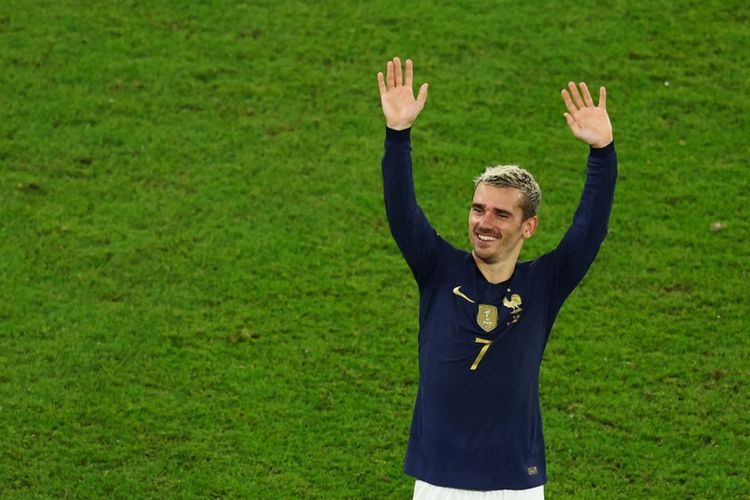 Ada di Mana-mana, Antoine Griezmann Disebut Jelmaan N’Golo Kante oleh Paul Pogba