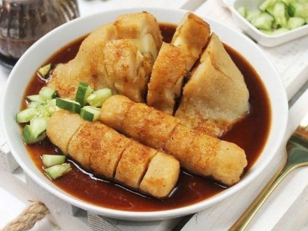 17 Ide Nama Usaha Pempek yang Unik, Lucu, dan Bikin Pelanggan Nempel Terus