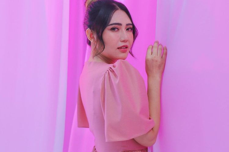 Via Vallen Curhat Pernah Hidup Susah, Nyesek Keluarga Diasingkan karena Rumah Kumuh