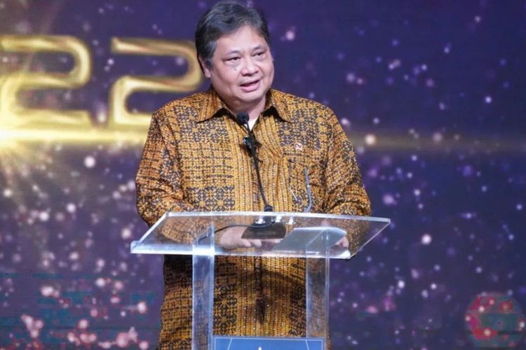 Indonesia Sudah Masuk Endemi Berdasarkan Standar WHO, Airlangga: PPKM Bakal Dicabut