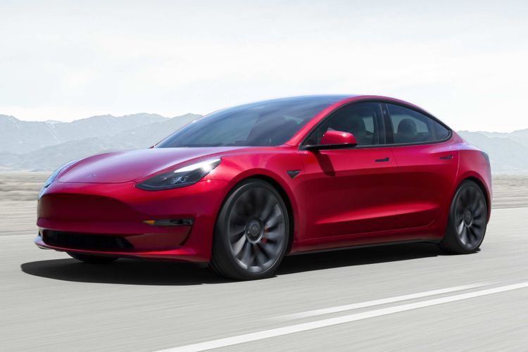 Fitur Self-Driving Tesla Model S Diduga Sebabkan Kecelakaan di AS