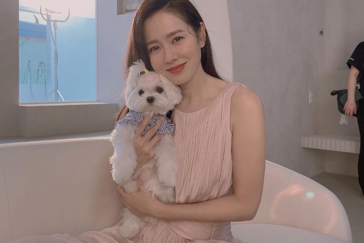 Son Ye Jin Go Public Foto Anak, Sempat Khawatir Lahir Lebih Awal dari Perkiraan