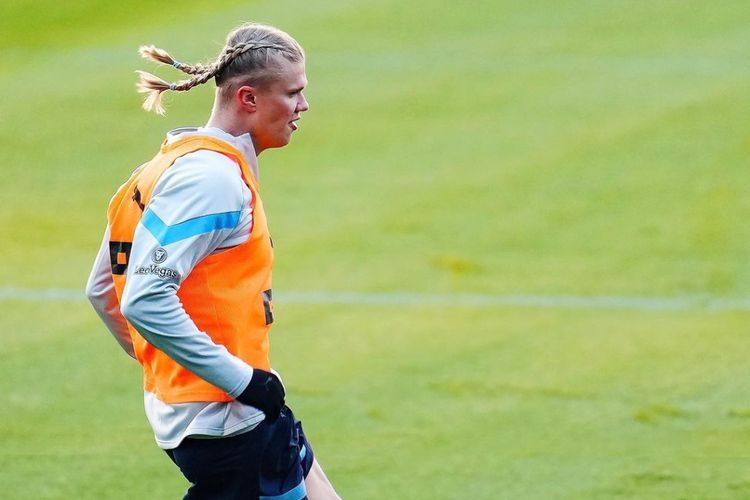Tampil dengan Rambut Kepang, Erling Haaland: Mode Viking Aktif!