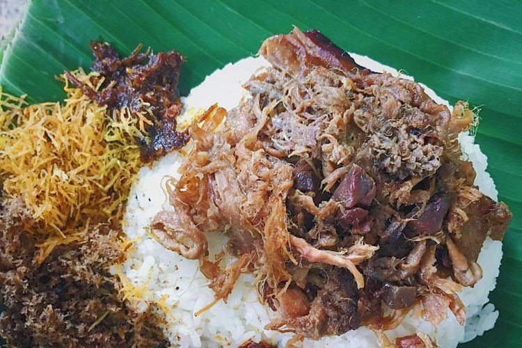 Dulu Ngemper di Depan Warung Kopi, Nasi Krawu Buk Tiban Kini Cabangnya Dimana-mana