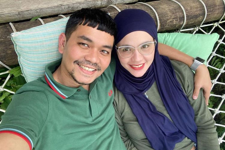 2 Penampakan Cincin Couple Indra Bekti yang Dijual Aldila Jelita Buat Berobat