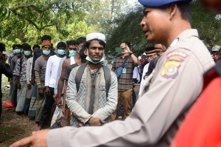Nelayan Aceh Temukan Pengungsi Rohingya di Pulau Ronte Aceh